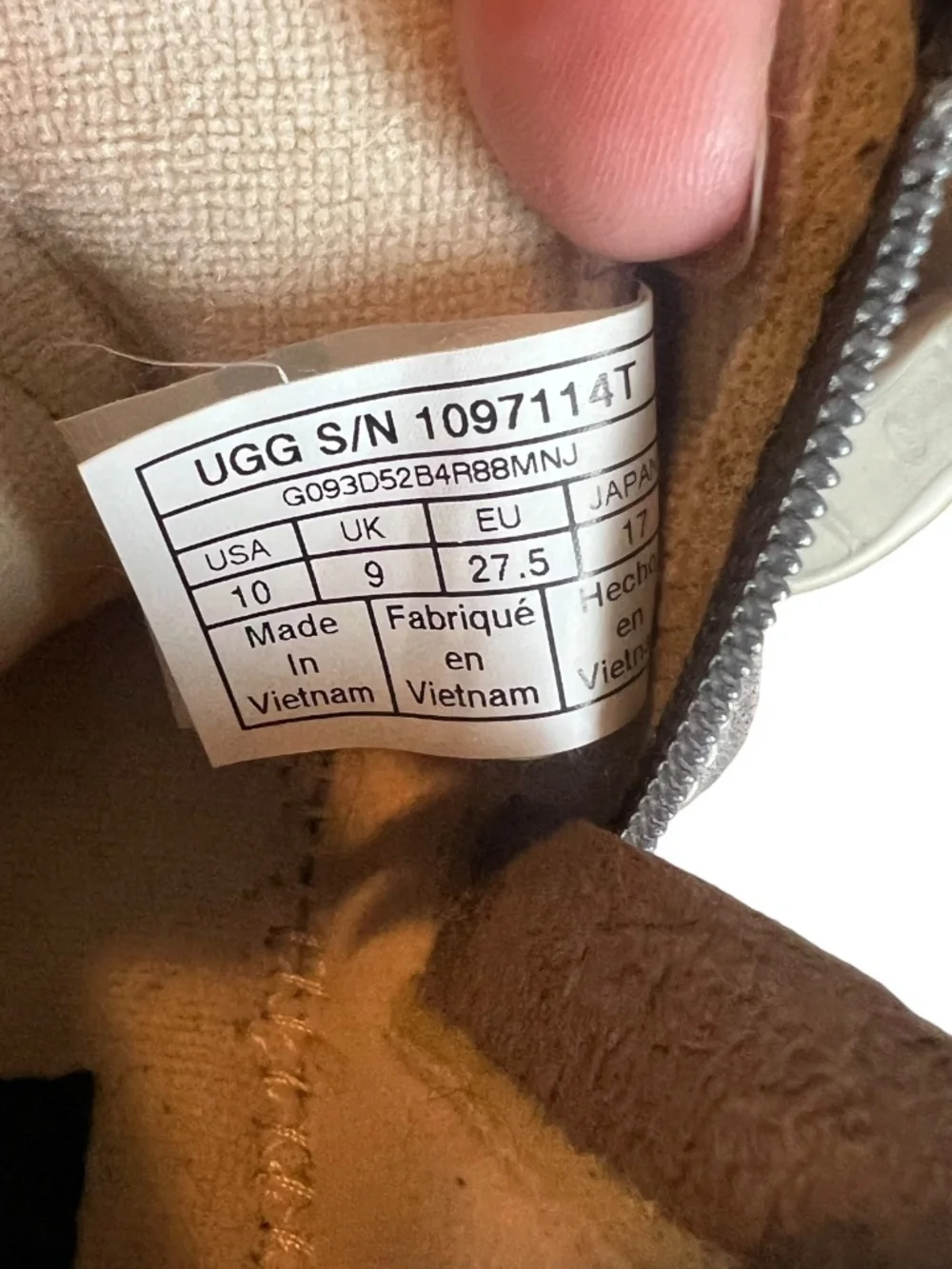UGG Toddler Boys Gray Suede Chukka Boots Size 10 Side Zip Sneakers